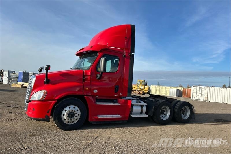 Freightliner Cascadia 125 Седельные тягачи