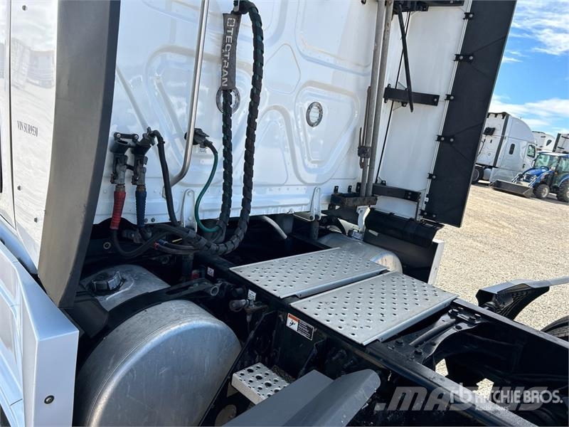 Freightliner Cascadia 126 Cavalos mecânicos