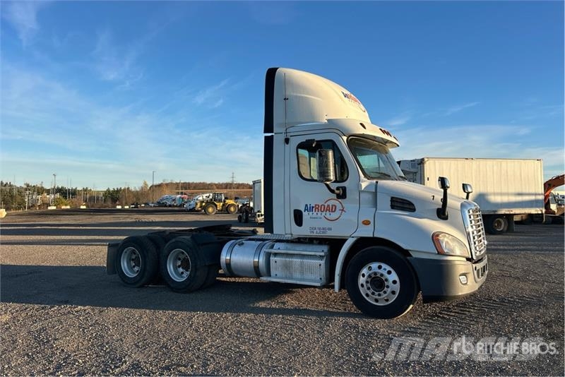 Freightliner Cascadia 113 Vlačilci