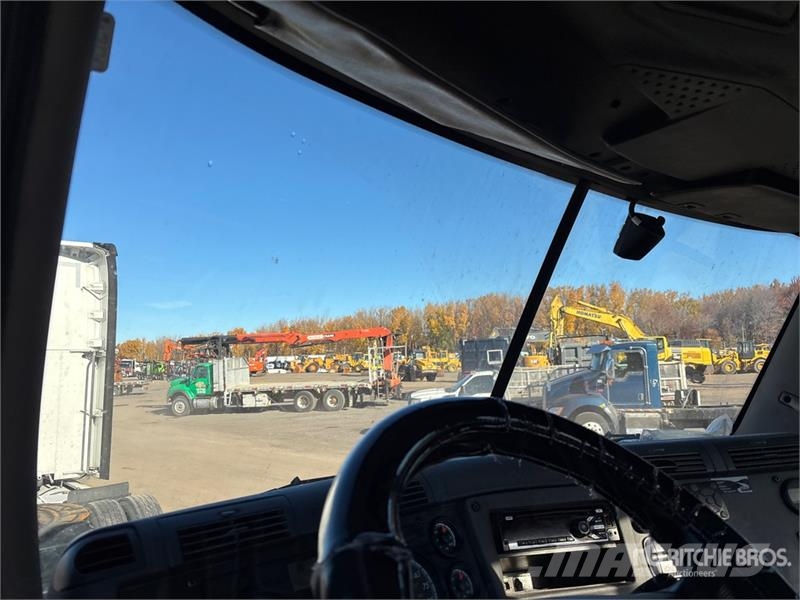 Freightliner Cascadia 113 Sattelzugmaschinen