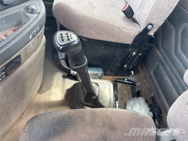 Freightliner Cascadia 113 Vetopöytäautot