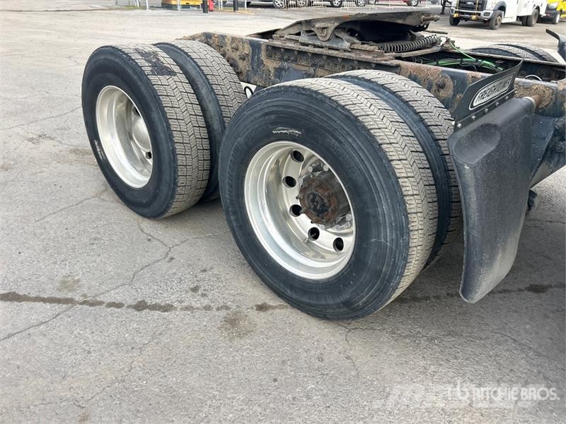 Freightliner Cascadia 116 Тягачі