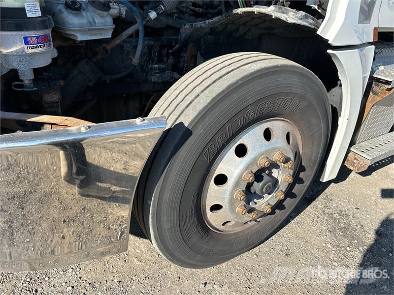Freightliner Cascadia 126 Sattelzugmaschinen
