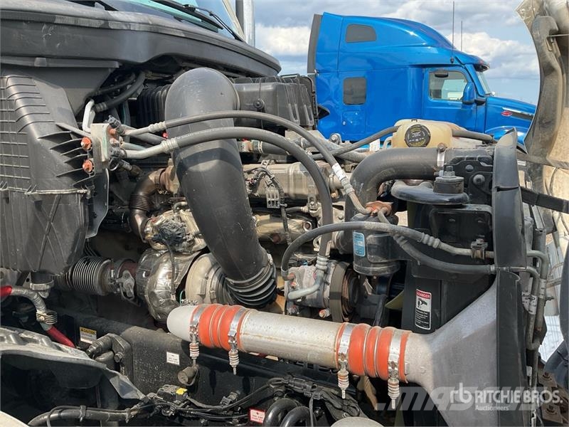 Freightliner Cascadia 126 Prime Movers