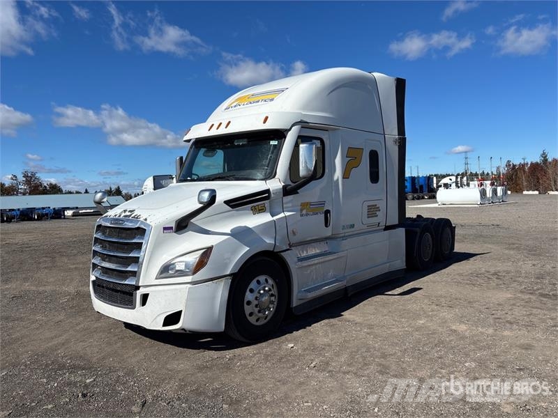 Freightliner Cascadia 126 6x4 T/A Sleeper Truck Tractor Tractores (camiões)