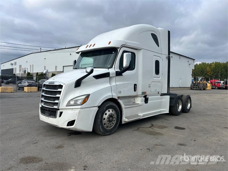 Freightliner Cascadia 116 Тягачі