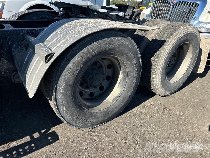 Freightliner Cascadia 125 Тягачі