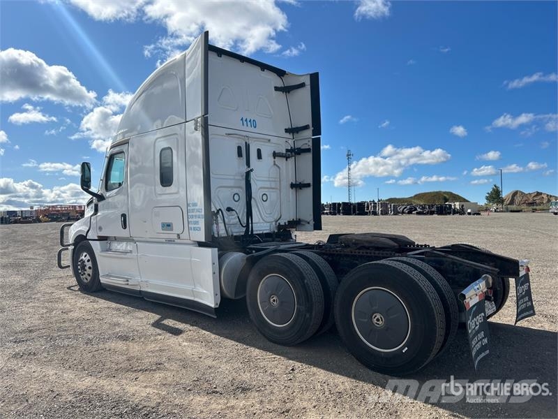 Freightliner Cascadia 126 6x4 T/A Sleeper Truck Tractor Trækkere