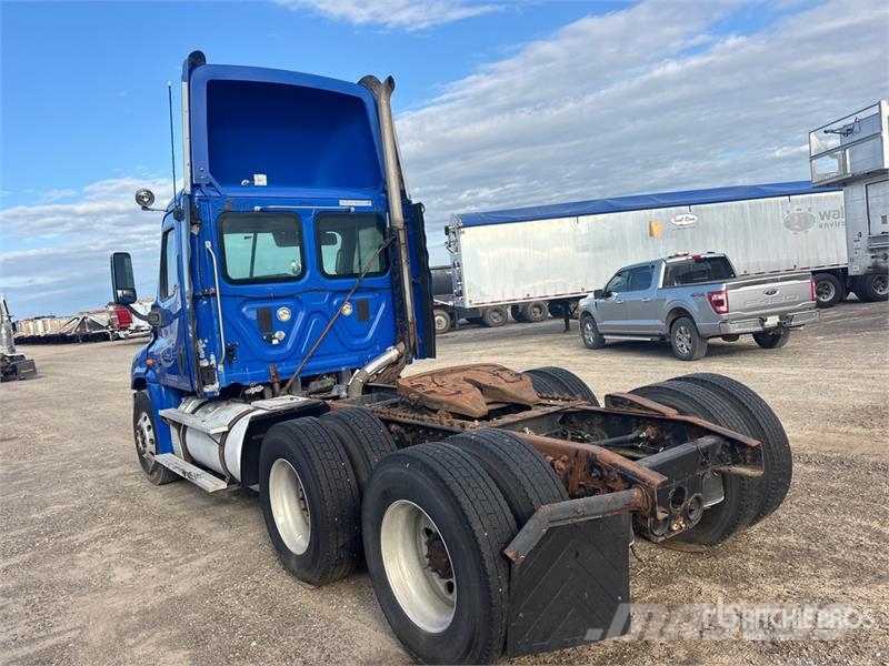 Freightliner Cascadia 125 Vetopöytäautot
