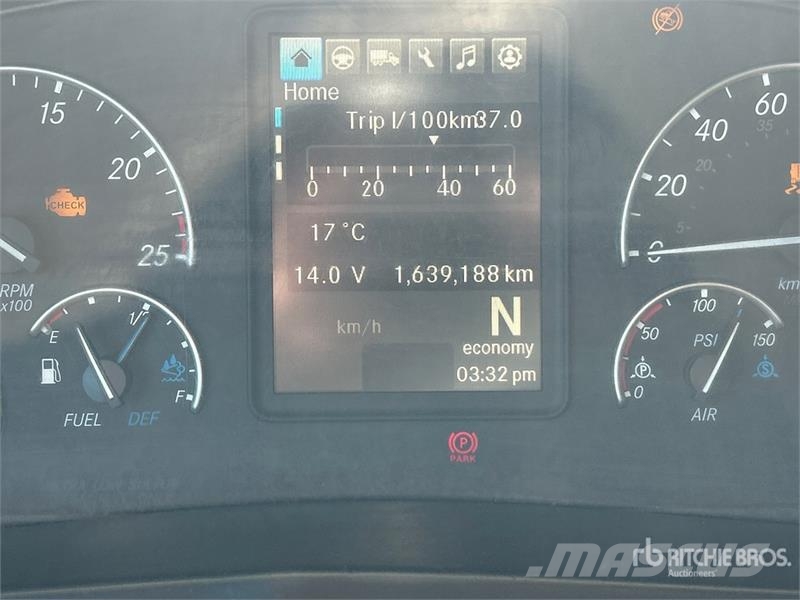Freightliner Cascadia 126 6x4 T/A Sleeper Truck Tractor Camiones tractor