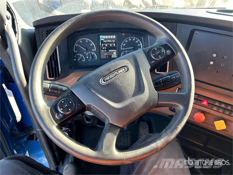 Freightliner Cascadia 126 Sattelzugmaschinen
