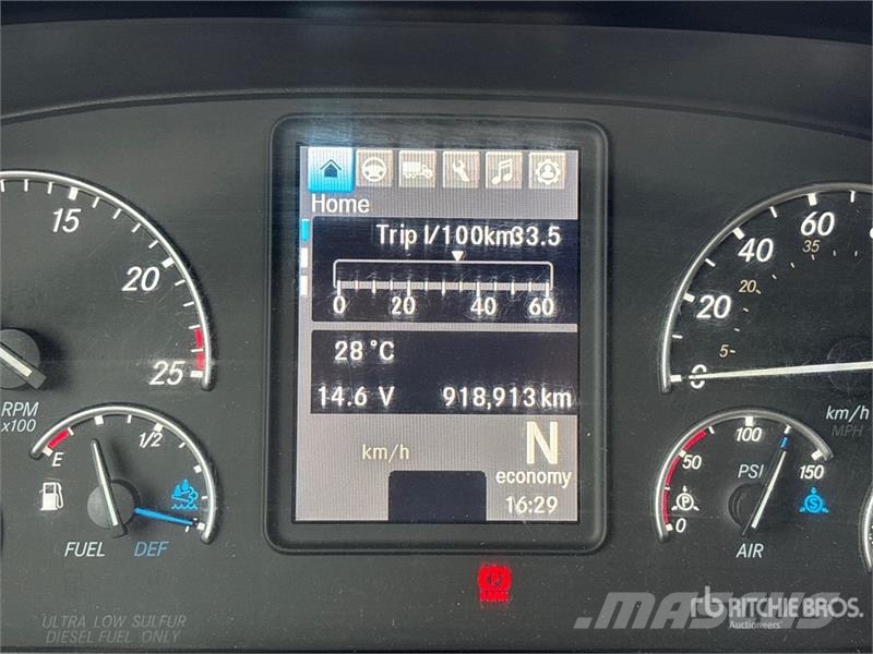 Freightliner Cascadia 126 Prime Movers