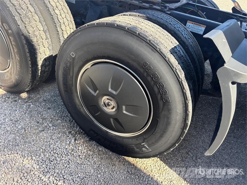 Freightliner Cascadia 126 Trekkers