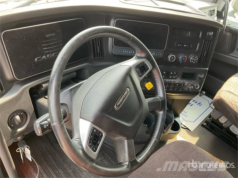 Freightliner Cascadia 126 Prime Movers