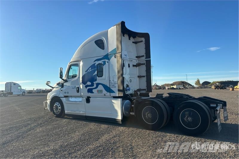 Freightliner Cascadia 126 Cabezas tractoras