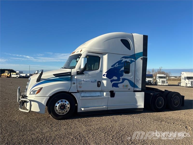 Freightliner Cascadia 126 وحدات الجر