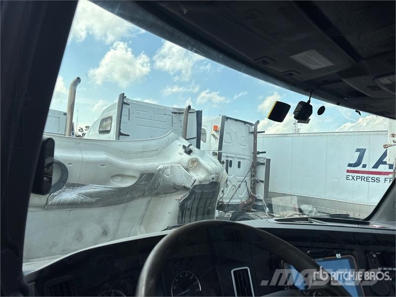 Freightliner Cascadia 126 Tractores (camiões)