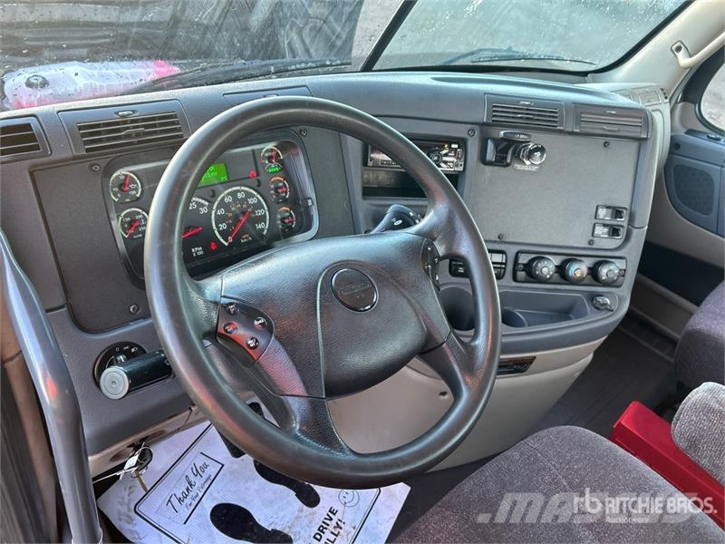 Freightliner Cascadia 125 Truck Tractor Units
