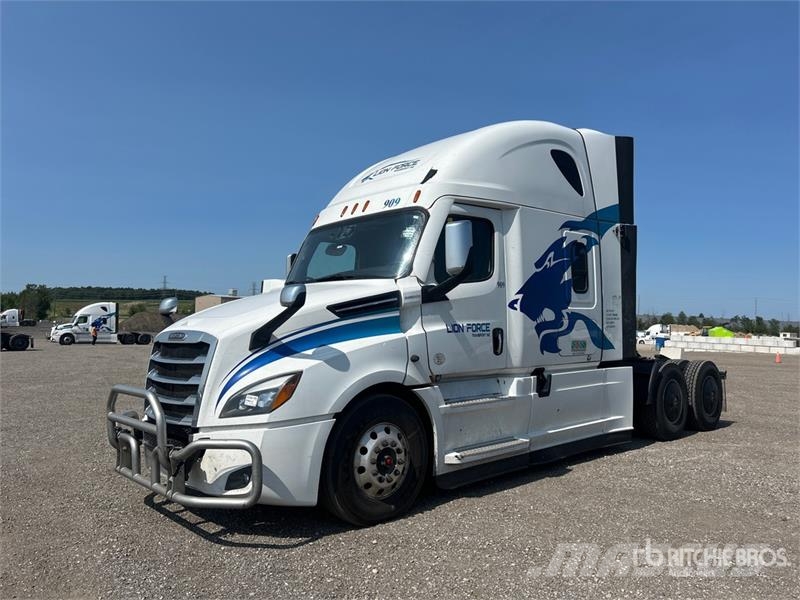 Freightliner Cascadia 126 Naudoti vilkikai
