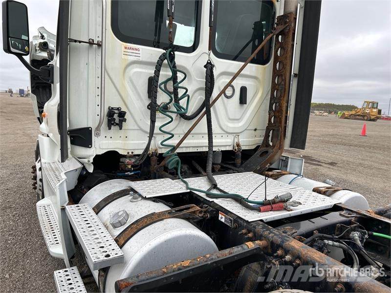 Freightliner Cascadia 125 Седельные тягачи