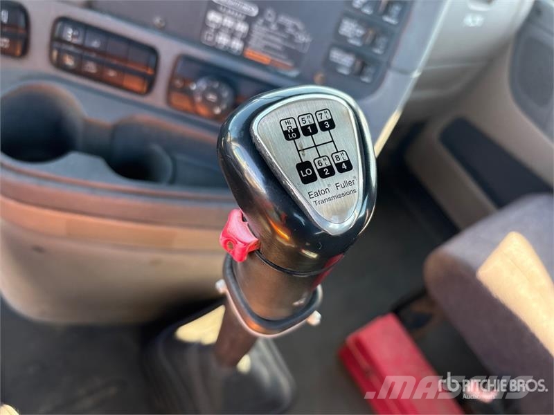 Freightliner Cascadia 125 Тягачі