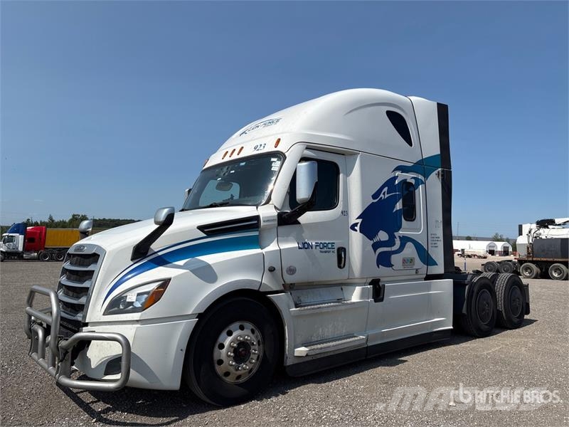 Freightliner Cascadia 126 Naudoti vilkikai