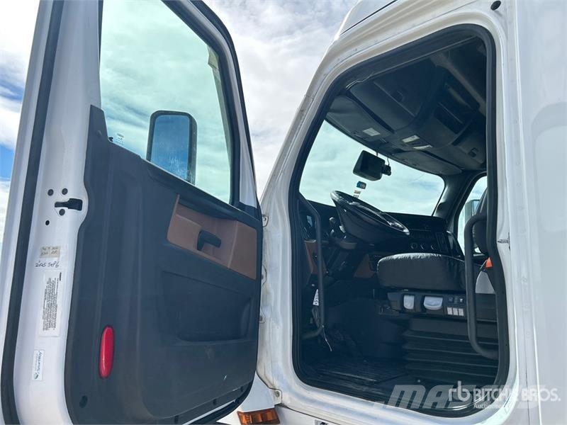 Freightliner Cascadia 126 Cavalos mecânicos