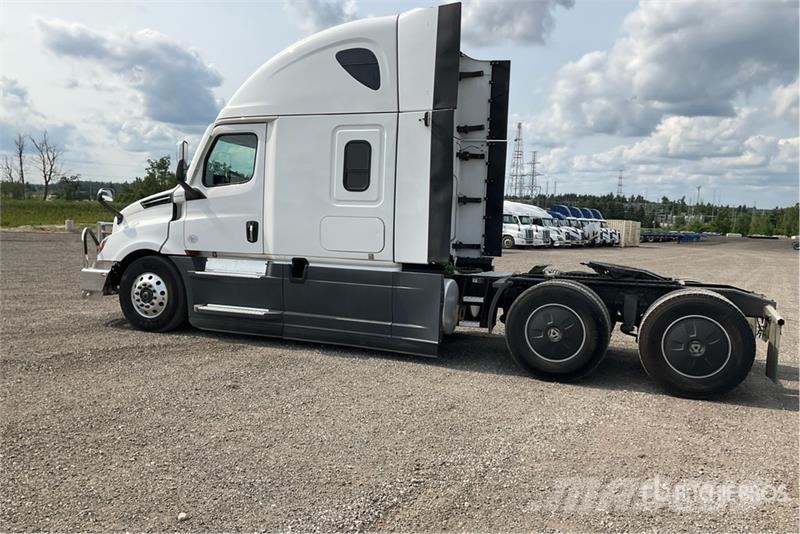 Freightliner Cascadia 126 Prime Movers