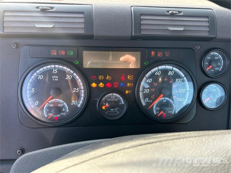 Freightliner Cascadia 125 Седельные тягачи