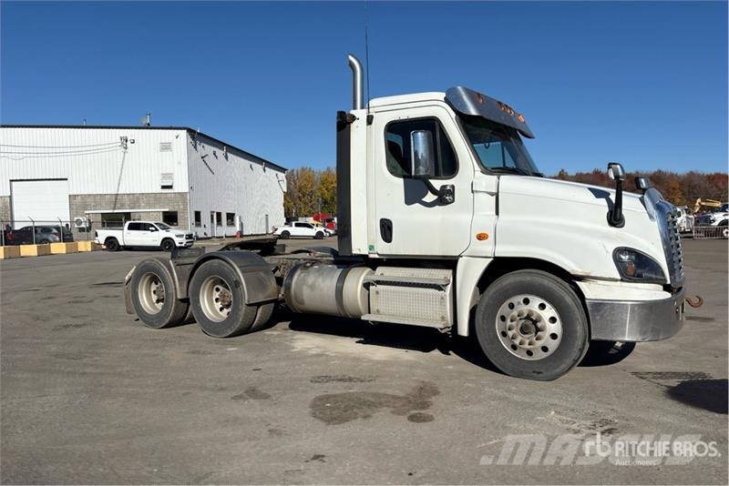 Freightliner Cascadia 125 وحدات الجر