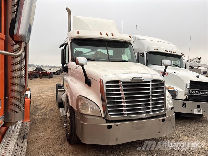 Freightliner Cascadia 125 Cabezas tractoras