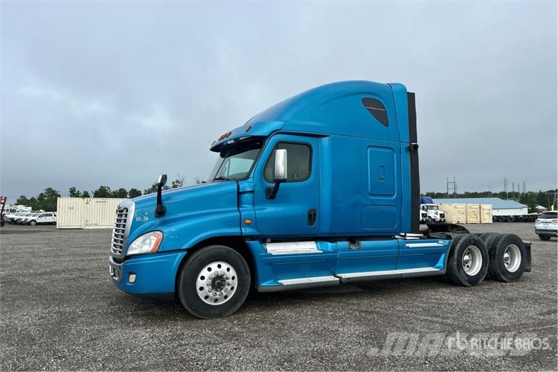 Freightliner Cascadia 125 Vetopöytäautot