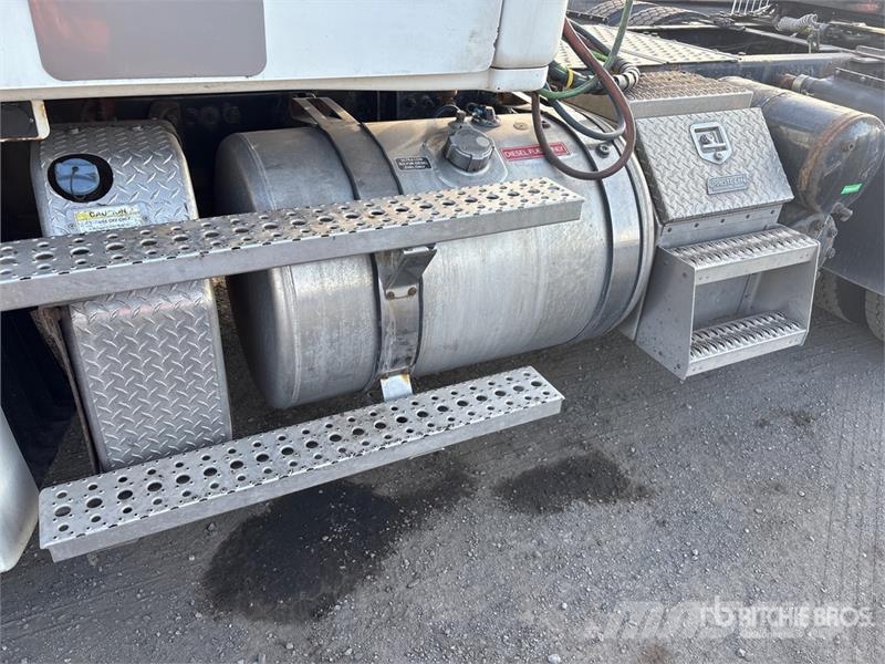 Freightliner Cascadia 126 Седельные тягачи