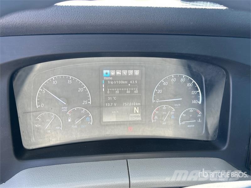 Freightliner Cascadia 126 Prime Movers