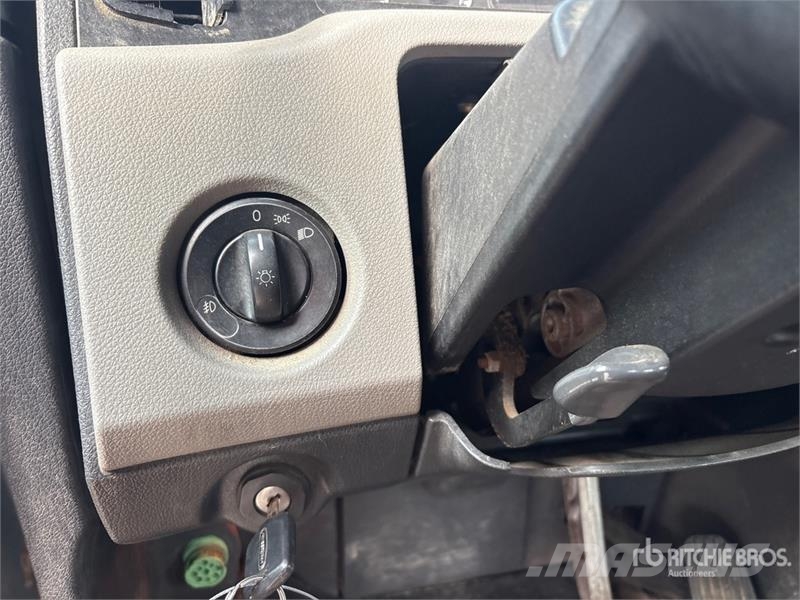 Freightliner Cascadia 126 曳引機組件