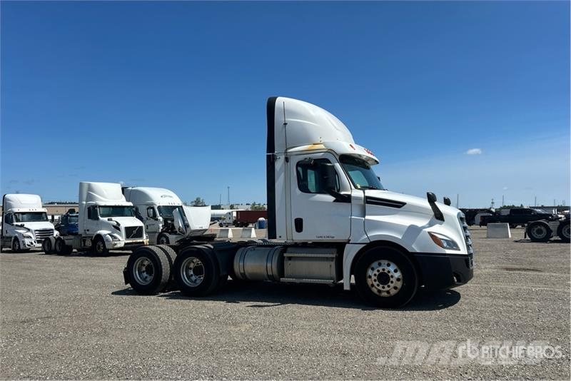 Freightliner Cascadia 126 Tractor Units