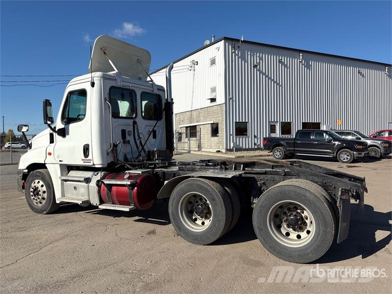 Freightliner Cascadia 125 Тягачі