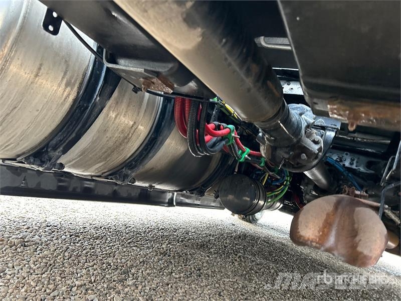 Freightliner Cascadia 126 وحدات الجر
