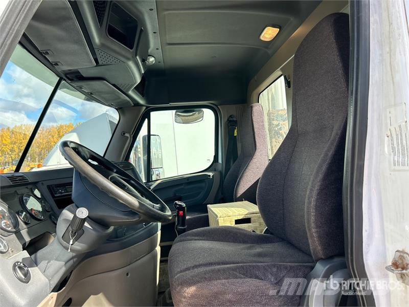 Freightliner Cascadia 125 Naudoti vilkikai