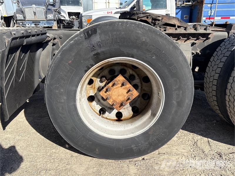 Freightliner Cascadia 125 Truck Tractor Units