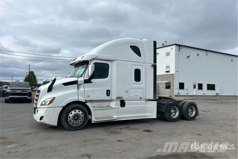 Freightliner Cascadia 116 Тягачі