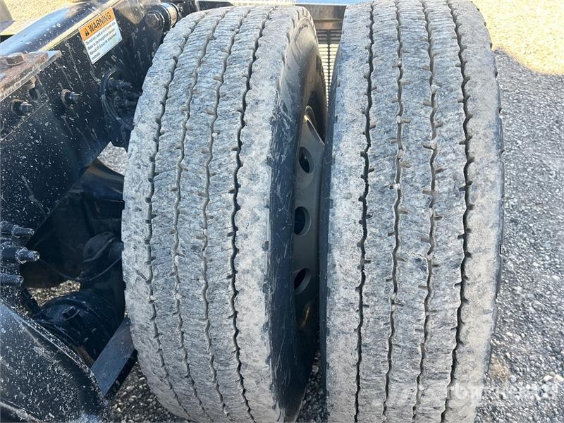Freightliner Cascadia 126 Trekkers
