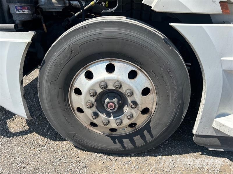 Freightliner Cascadia 126 Tractores (camiões)