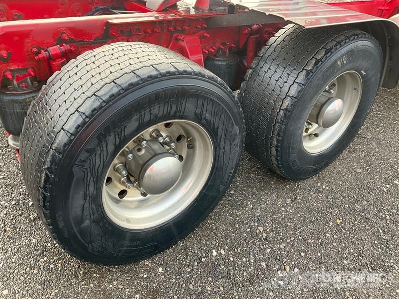 Freightliner Cascadia 126 Vetopöytäautot