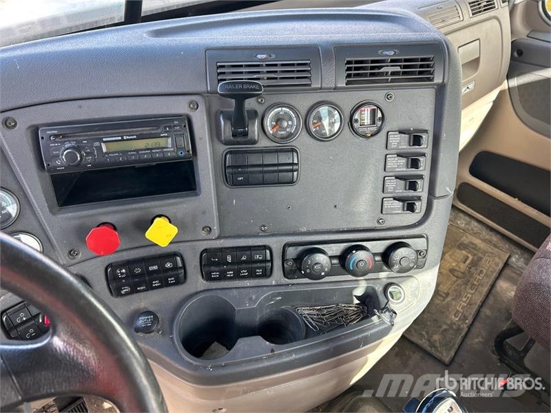 Freightliner Cascadia 125 Naudoti vilkikai