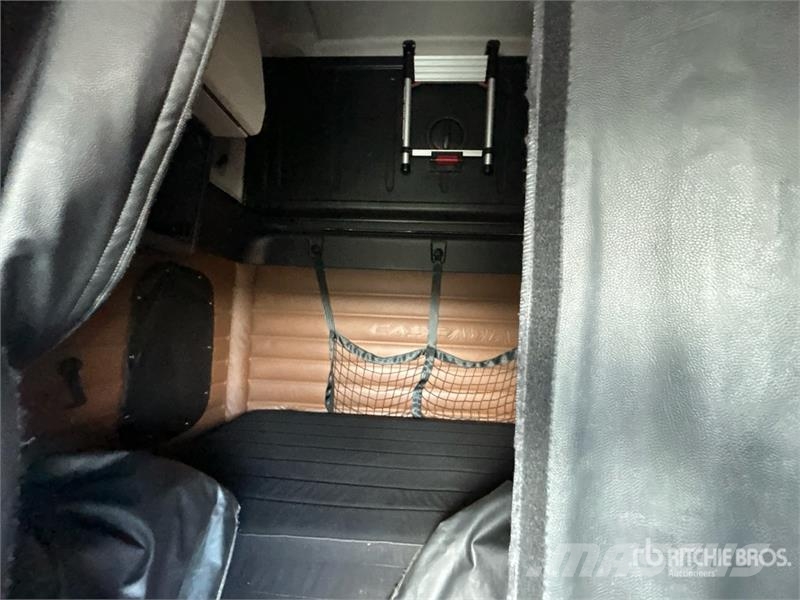 Freightliner Cascadia 126 وحدات الجر