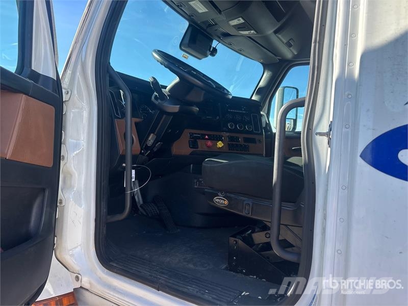 Freightliner Cascadia 126 Sattelzugmaschinen