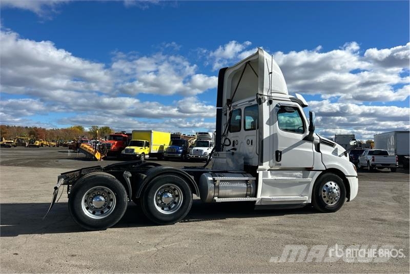 Freightliner Cascadia 126 曳引機組件