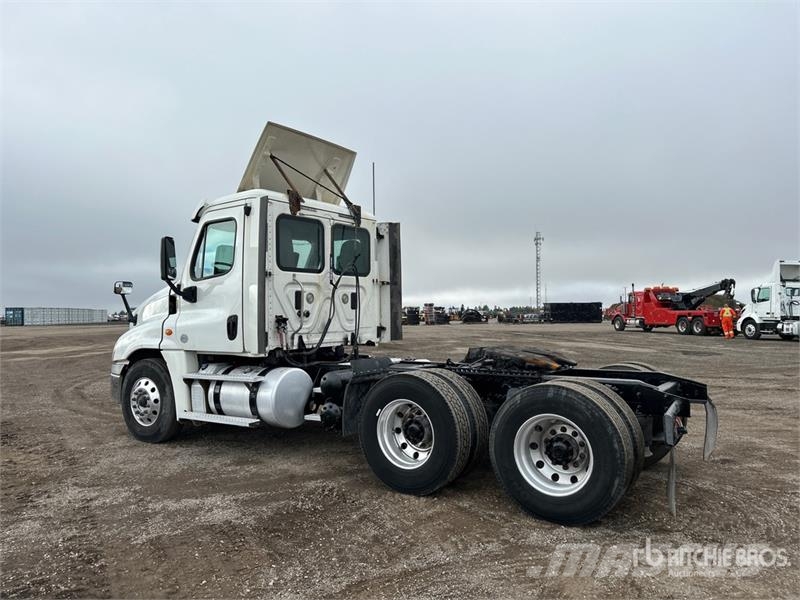 Freightliner Cascadia 125 Седельные тягачи