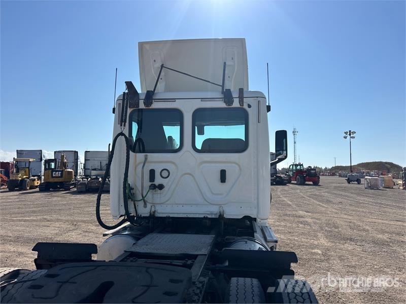 Freightliner Cascadia 126 Nyergesvontatók